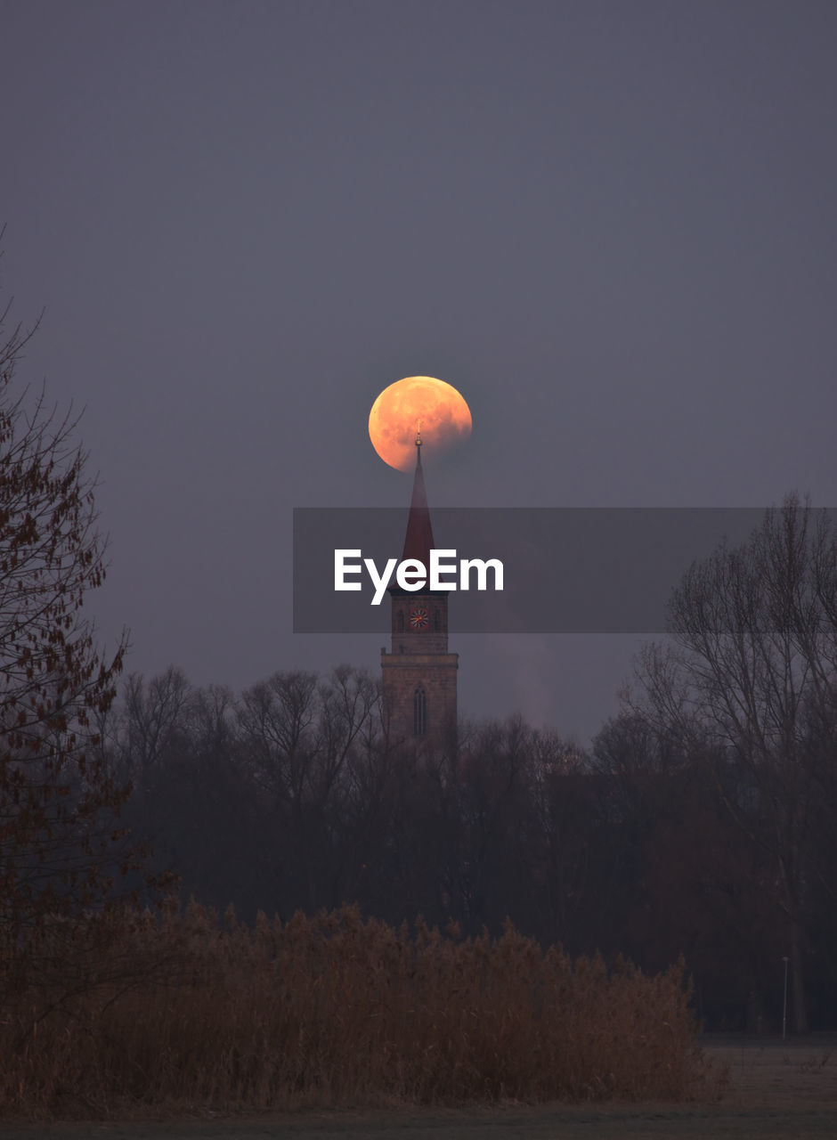 Super blood moon from a park near the city center of fürth, germany