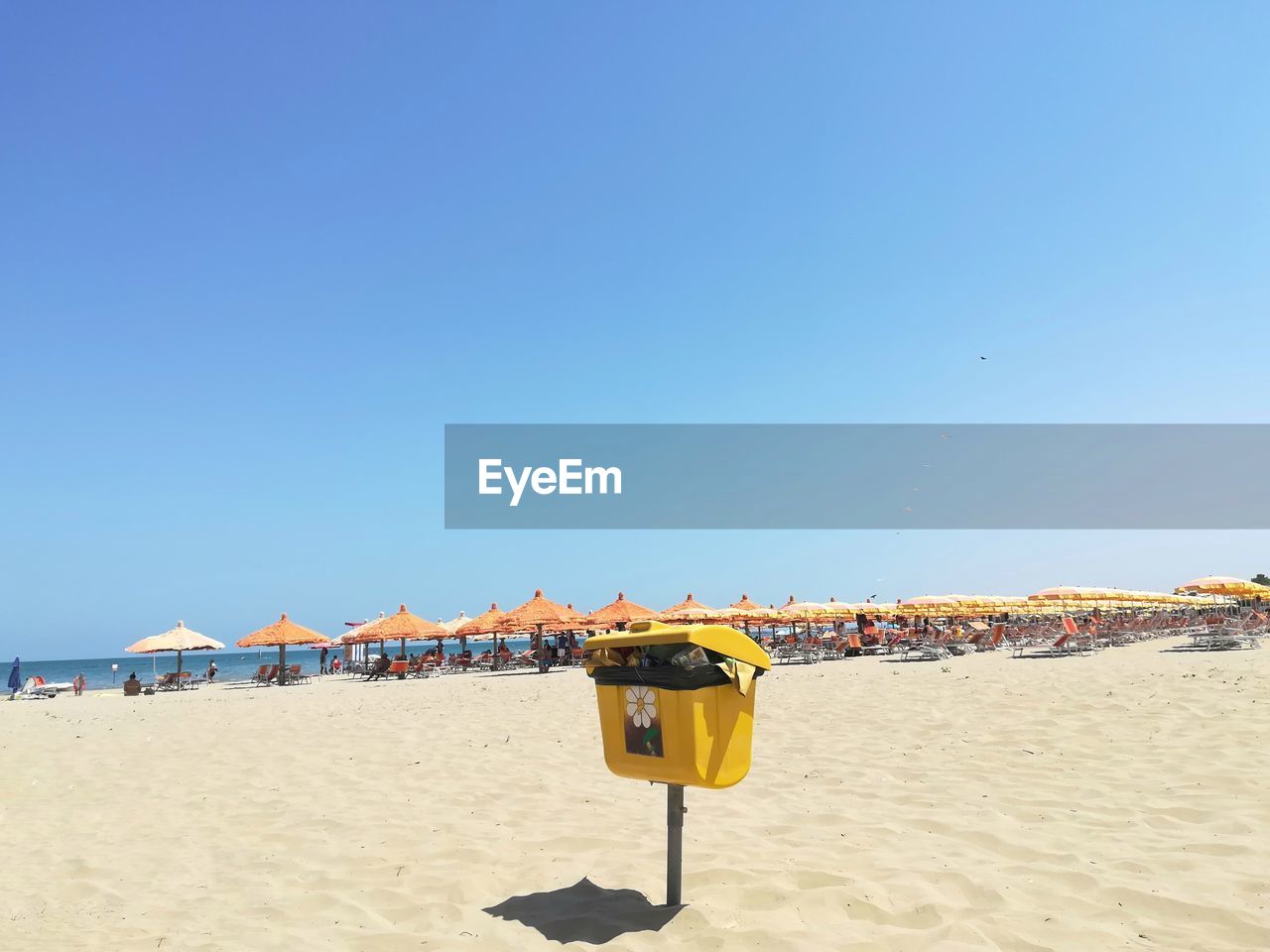 Rubbish bin on the beach