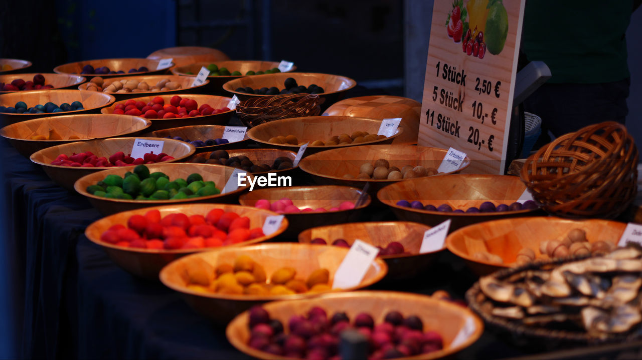 VARIOUS VEGETABLES FOR SALE IN MARKET