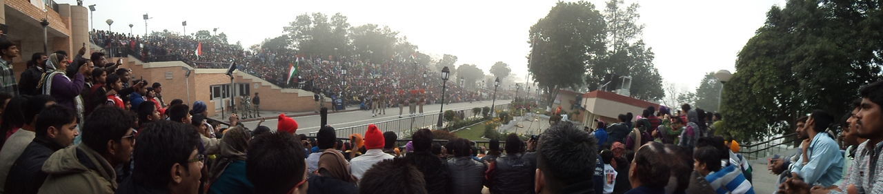 PANORAMIC VIEW OF CROWD