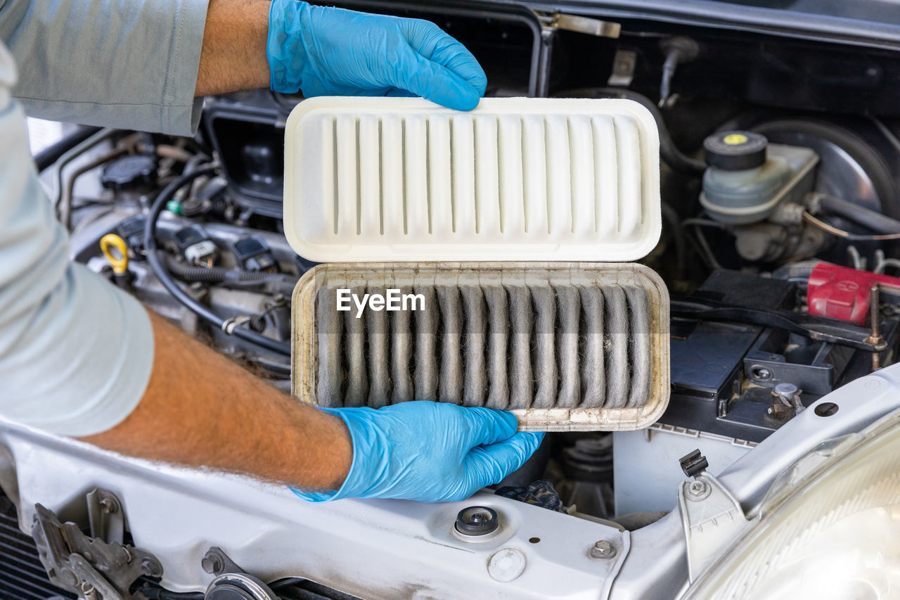 Automotive engine air filter replacement