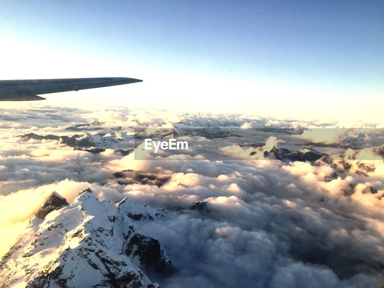 AERIAL VIEW OF LANDSCAPE AGAINST SKY