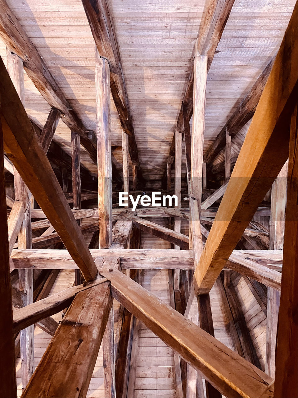 wood, beam, architecture, no people, built structure, lumber, barn, indoors, room, day, attic, nature, pattern, carpenter, roof