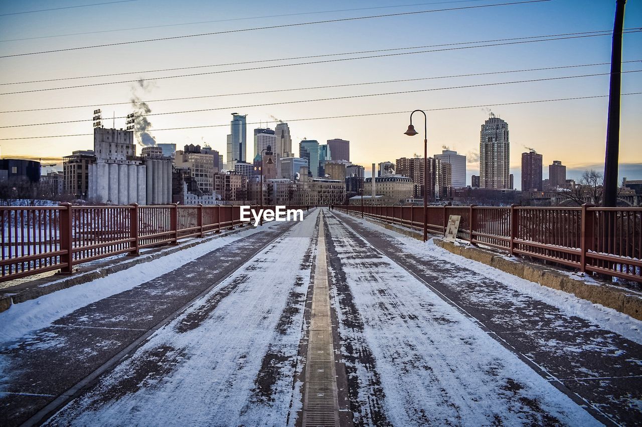 RAILROAD TRACK IN CITY