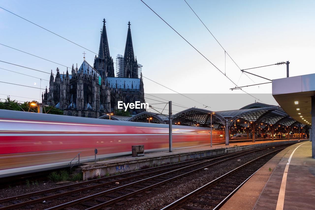 Cologne train station with cologne cathedral in the background