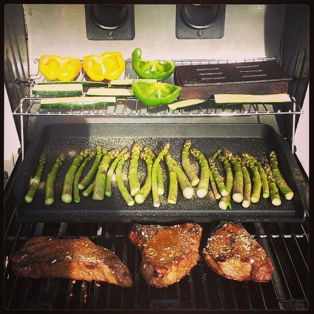 VARIETY OF FOOD IN TRAY