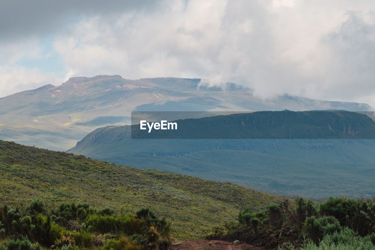 Scenic view of table mountain in chogoria route, mount kenya national park, kenya