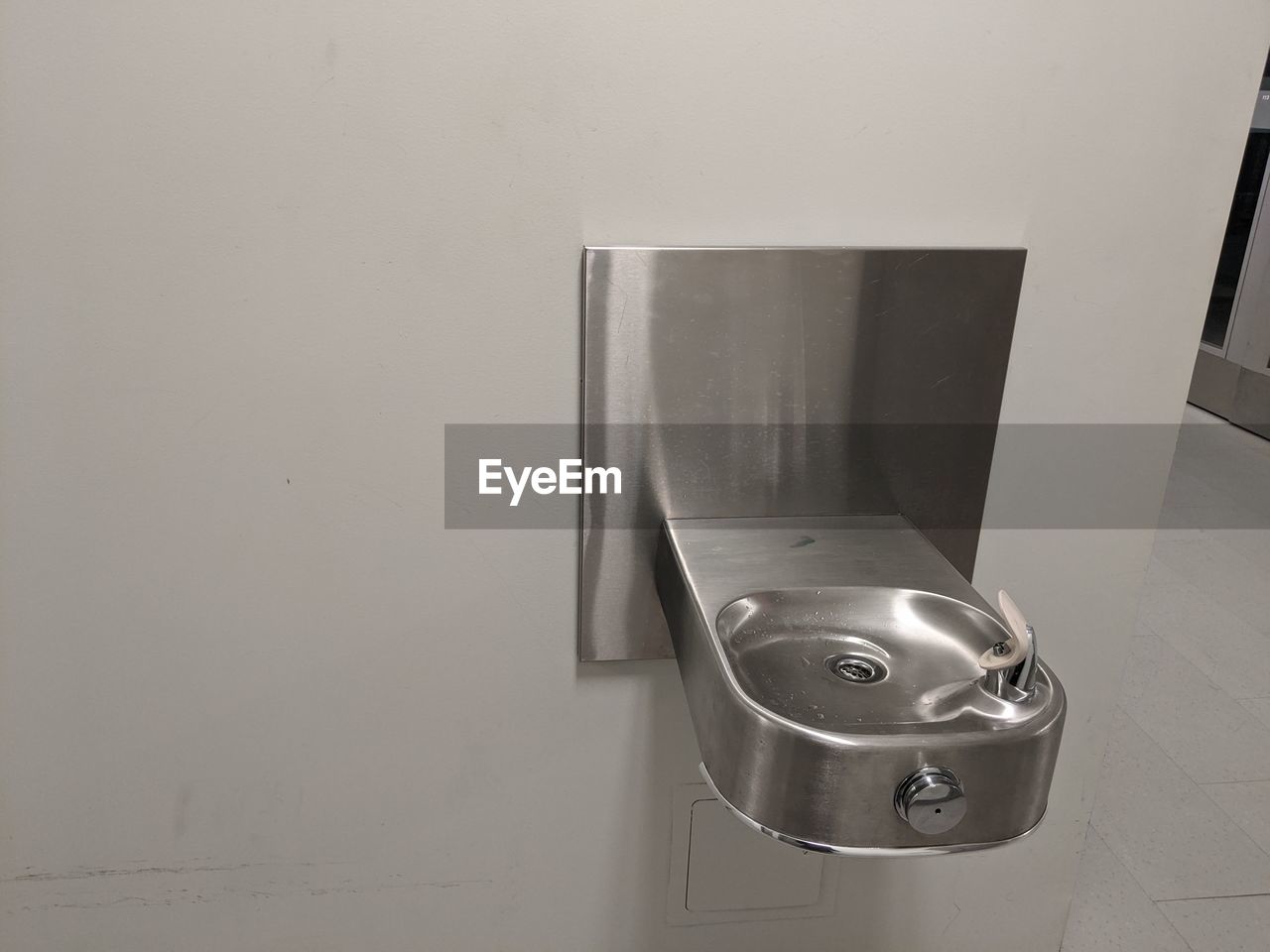 Water fountain