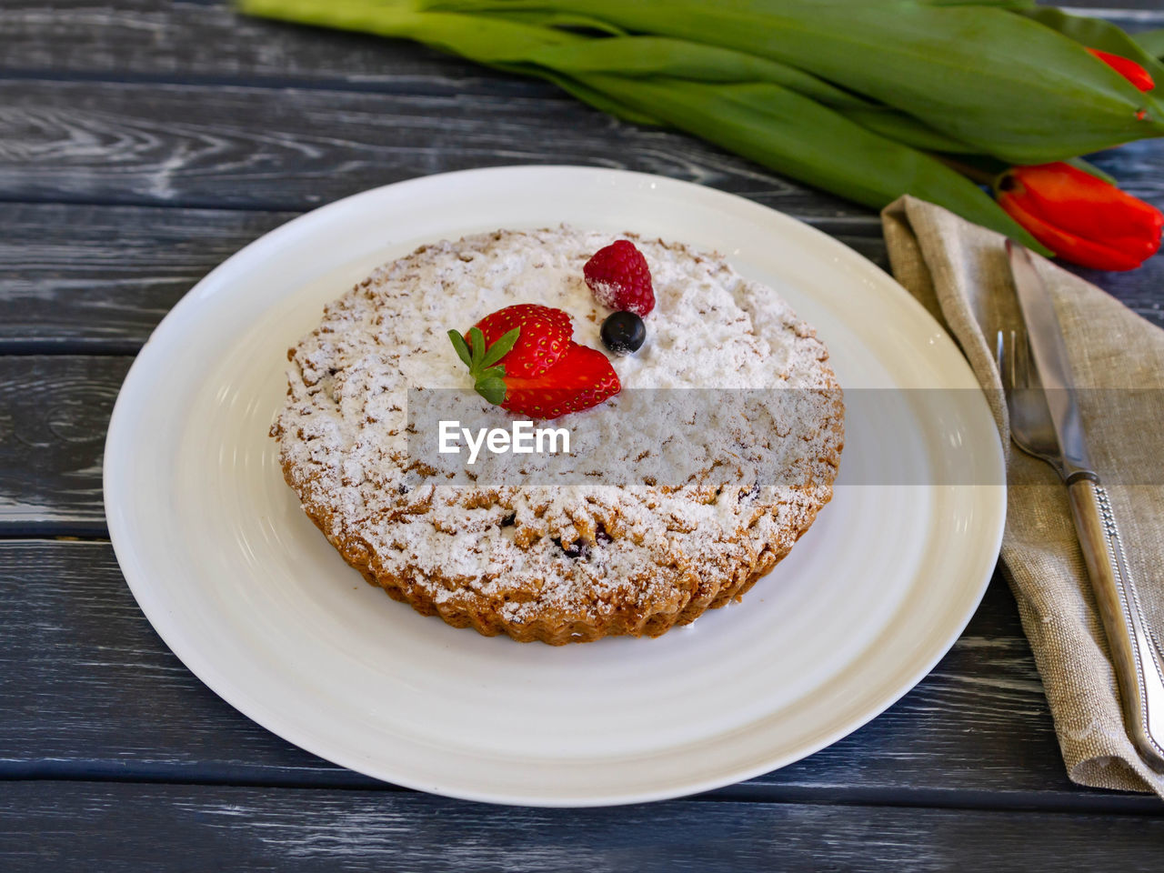 HIGH ANGLE VIEW OF BREAKFAST SERVED IN PLATE