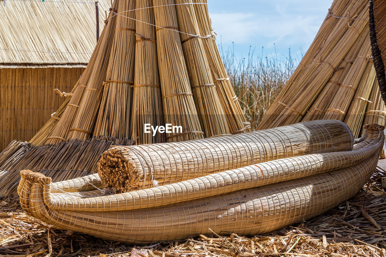 CLOSE-UP OF ROPES ON ROPE