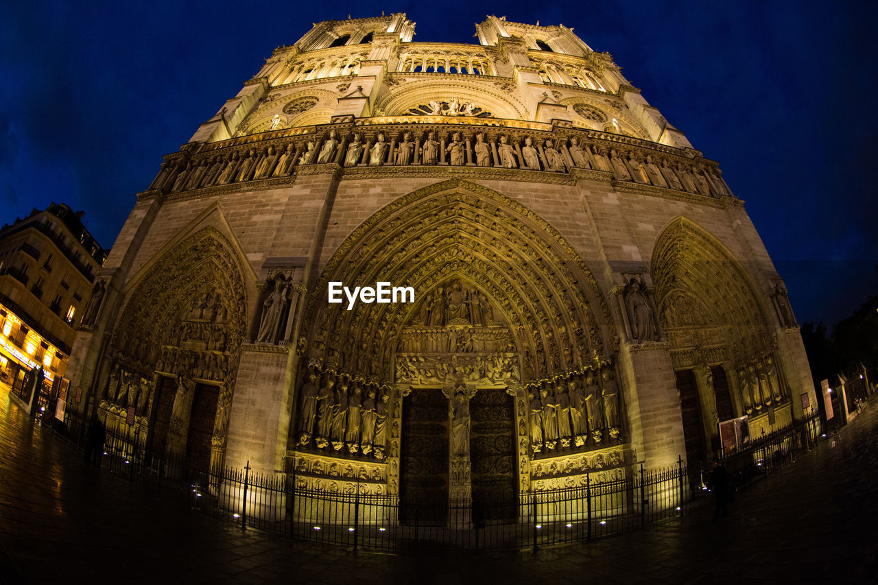 LOW ANGLE VIEW OF CATHEDRAL AGAINST SKY