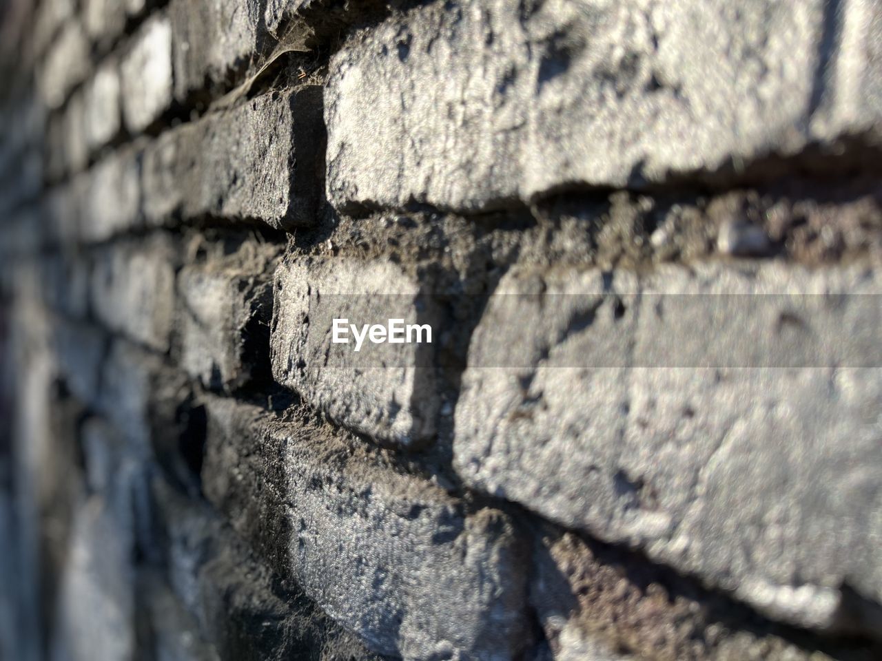 wall - building feature, wall, architecture, textured, built structure, no people, close-up, brick, selective focus, backgrounds, brick wall, day, rough, full frame, pattern, wood, outdoors, old, stone wall, rock, stone material, weathered, nature, building exterior, sunlight, white