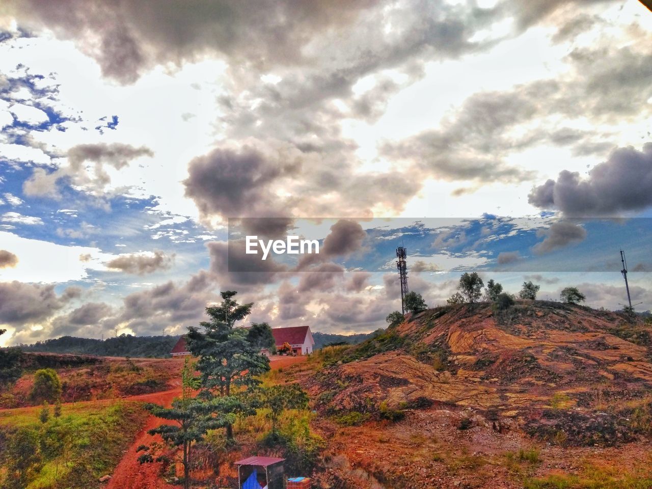 PANORAMIC SHOT OF LANDSCAPE AGAINST SKY