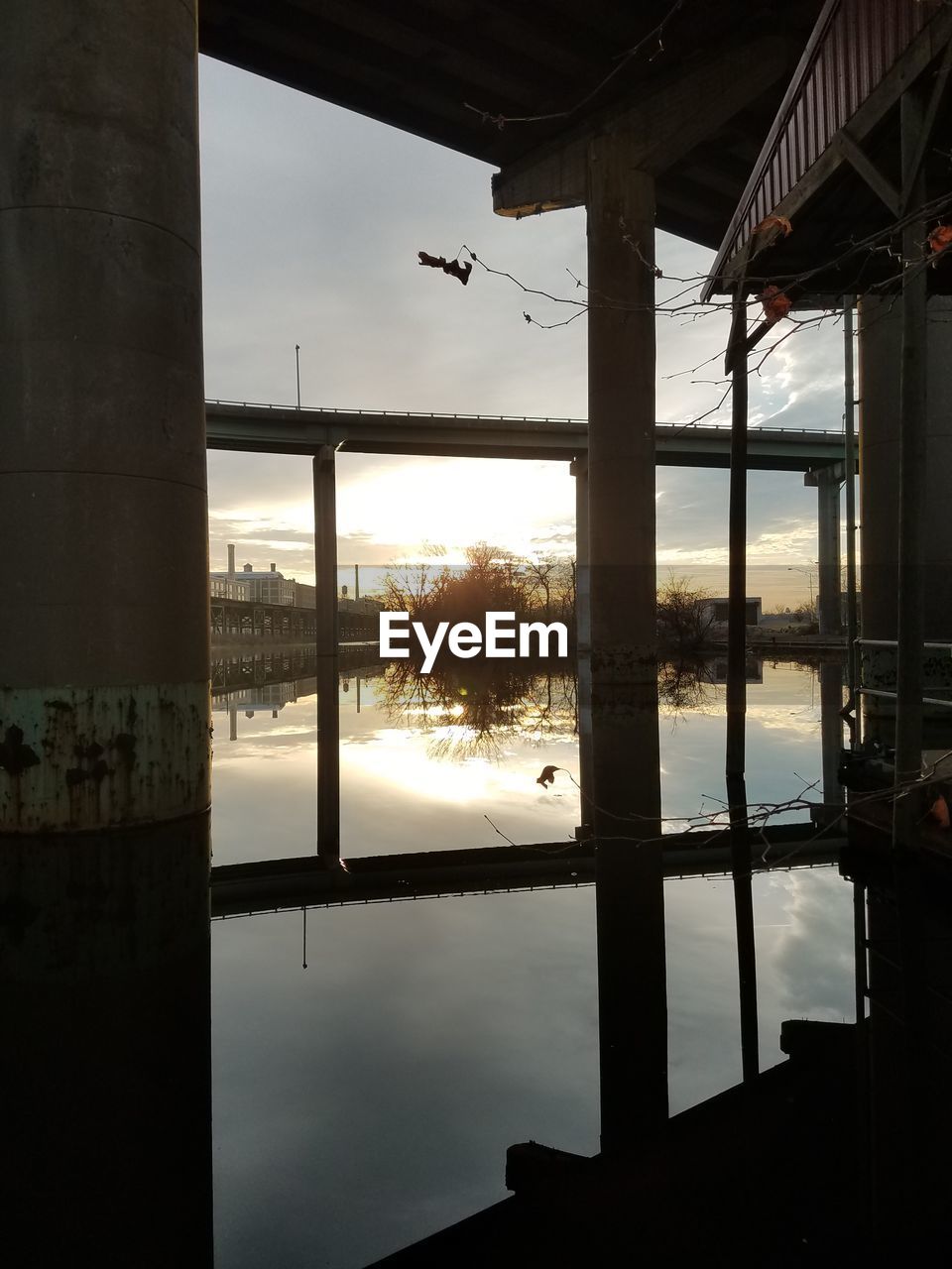 SCENIC VIEW OF RIVER SEEN THROUGH AIRPLANE