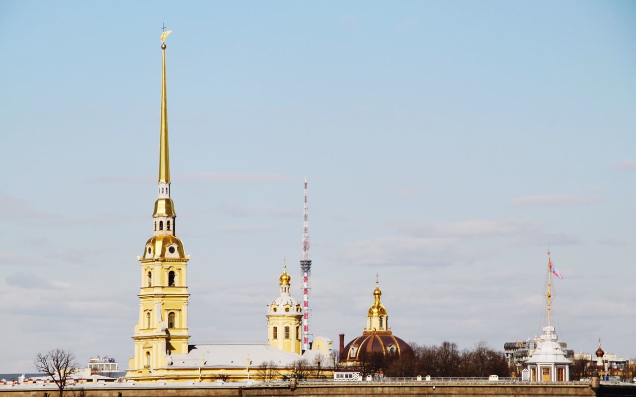 VIEW OF MOSQUE AGAINST SKY