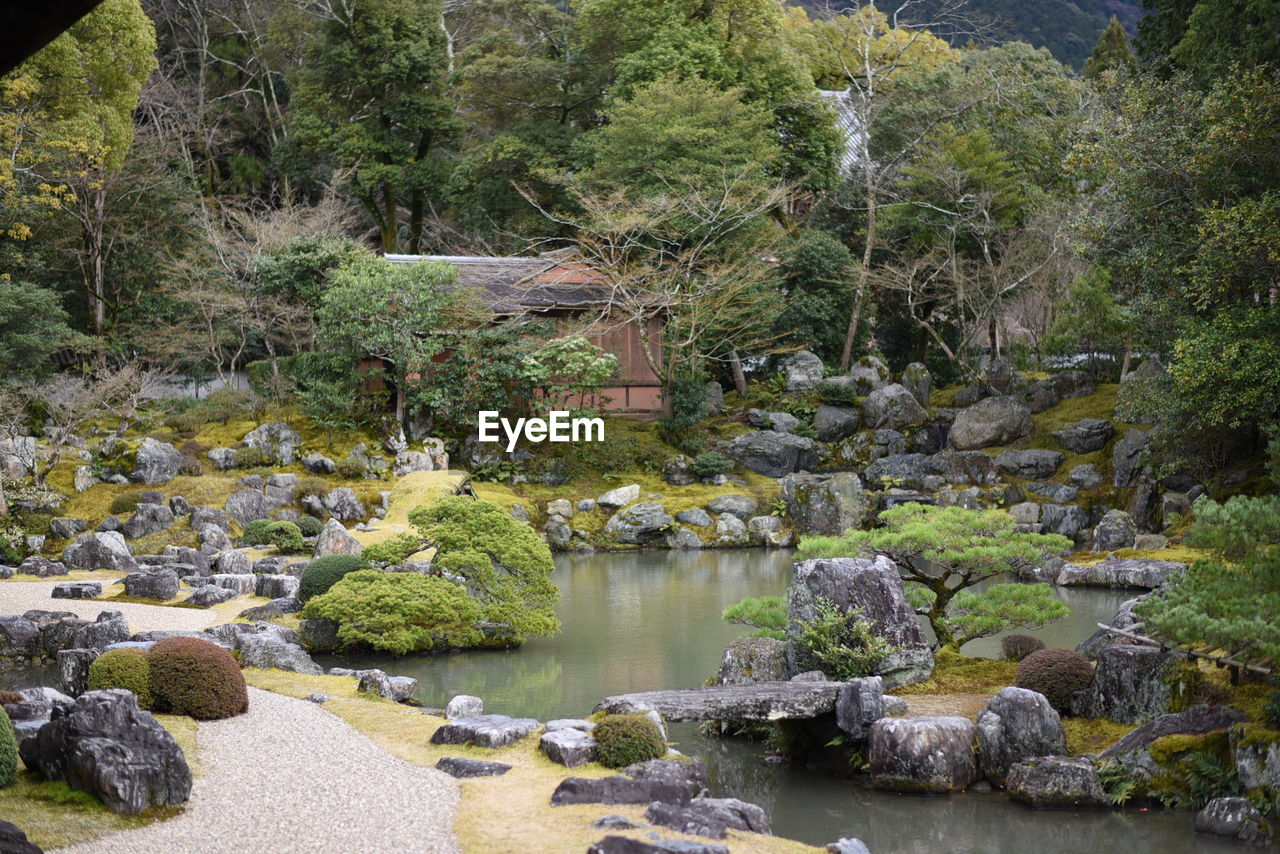 View of daigo-ji temple garden
