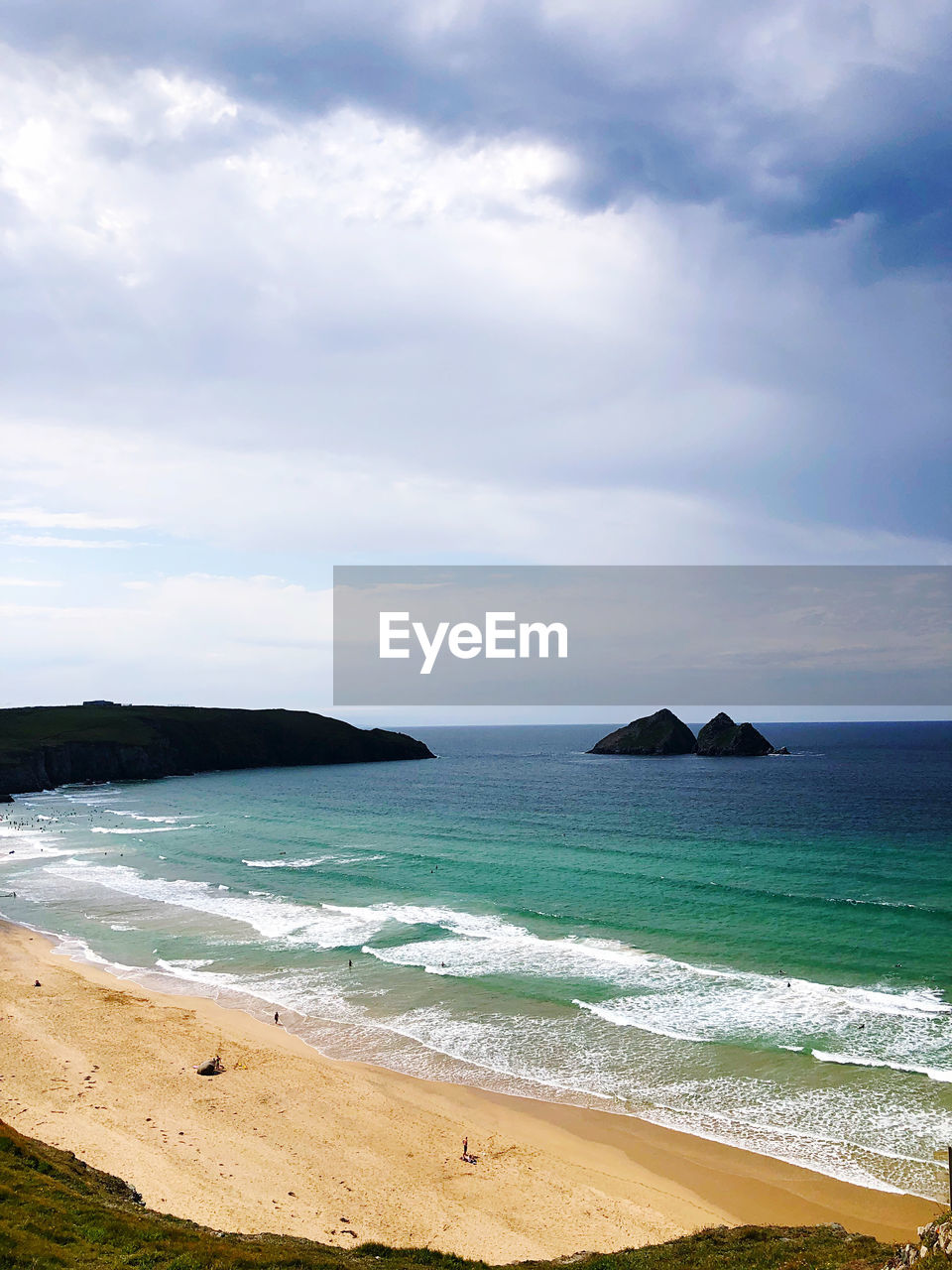 SCENIC VIEW OF BEACH