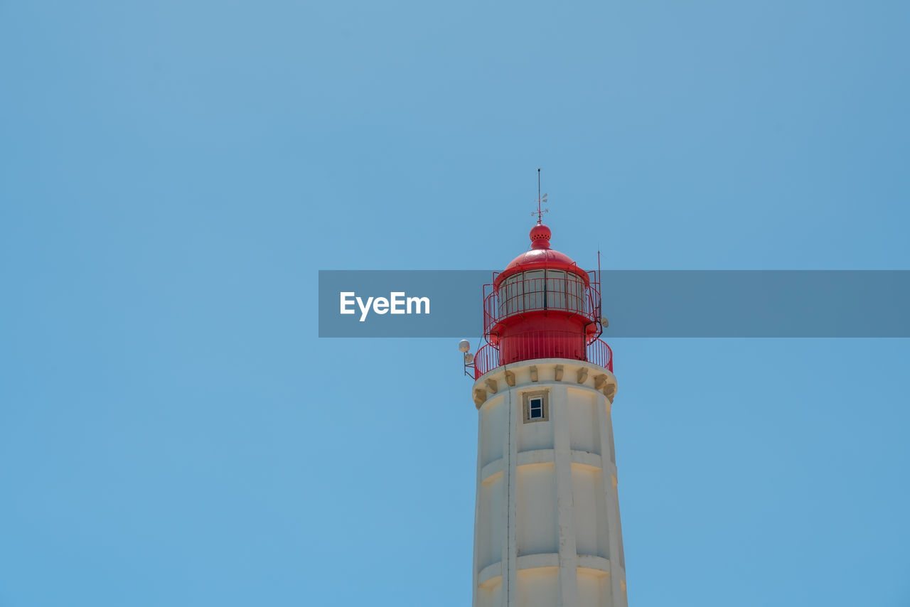 LOW ANGLE VIEW OF LIGHTHOUSE AGAINST SKY