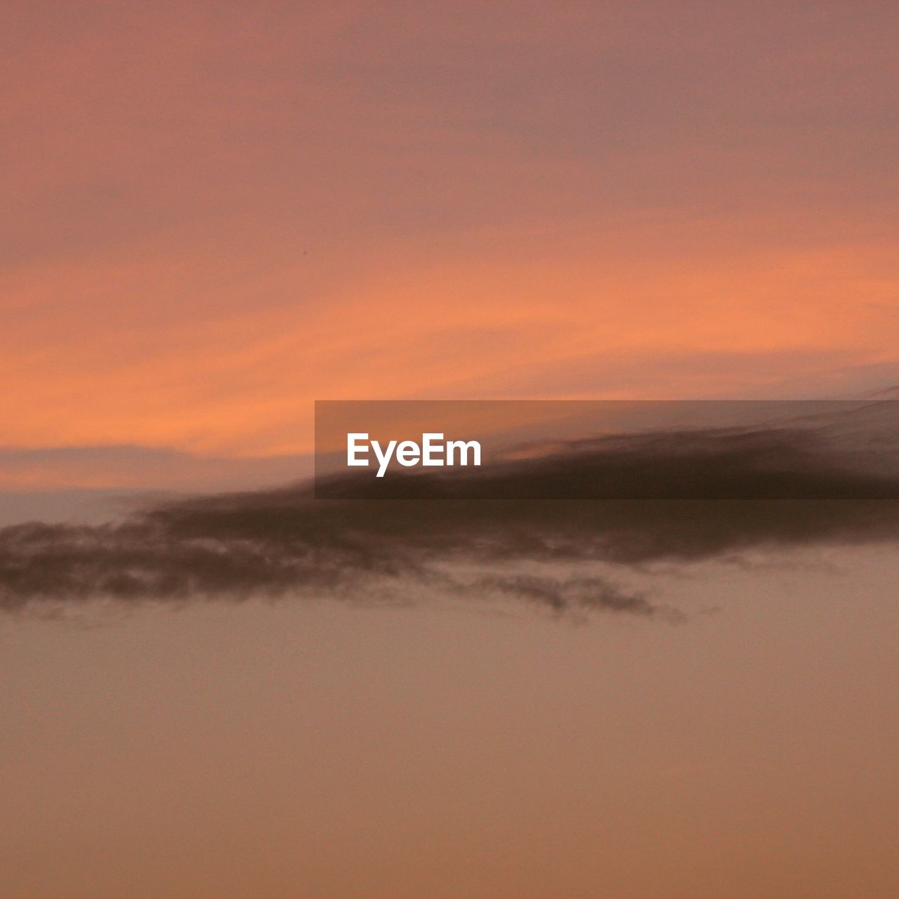 SCENIC VIEW OF DRAMATIC SKY OVER SILHOUETTE LANDSCAPE