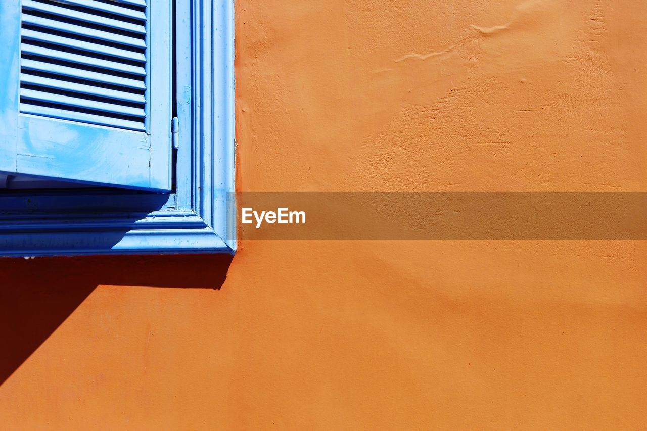 Shapes and colours of a greek facade 