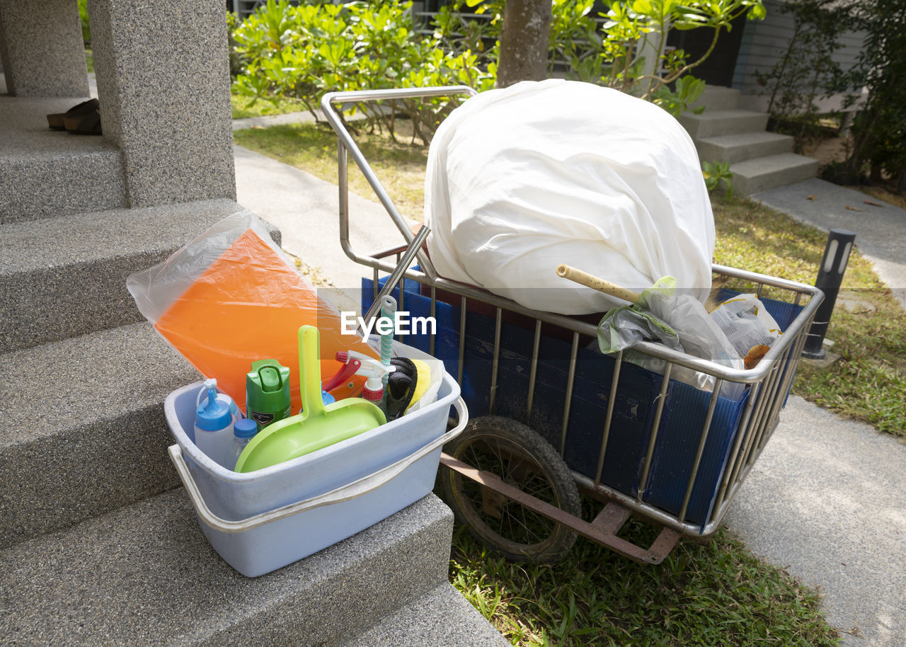 backyard, nature, plant, lawn, day, plastic, container, yard, front or back yard, outdoors, high angle view, no people, grass, summer, garden