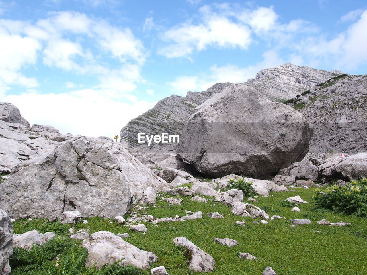 SCENIC VIEW OF ROCKS AGAINST SKY