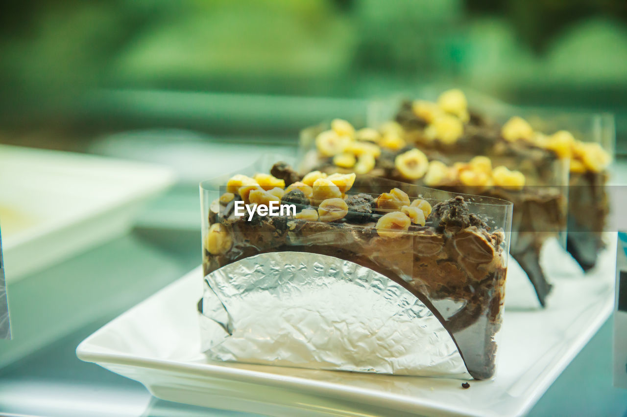 CLOSE-UP OF DESSERT IN PLATE