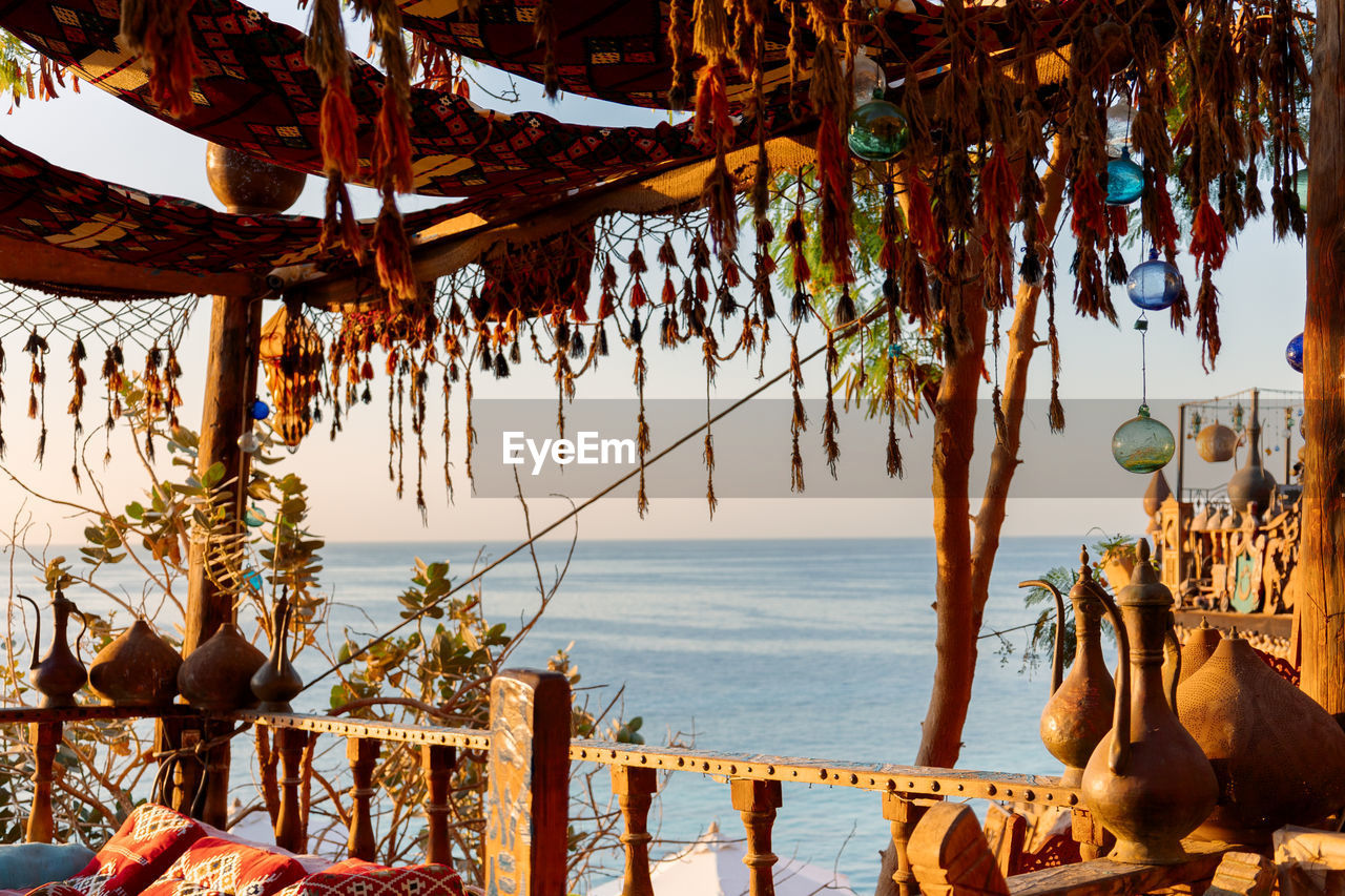 Vintage arabic oriental cafe. place to relax on beach ras umm el sid of red sea. sharm el sheikh, 