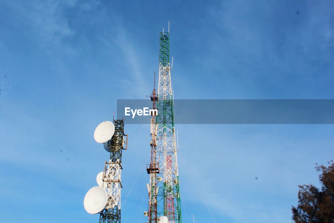 LOW ANGLE VIEW OF TOWER AGAINST SKY