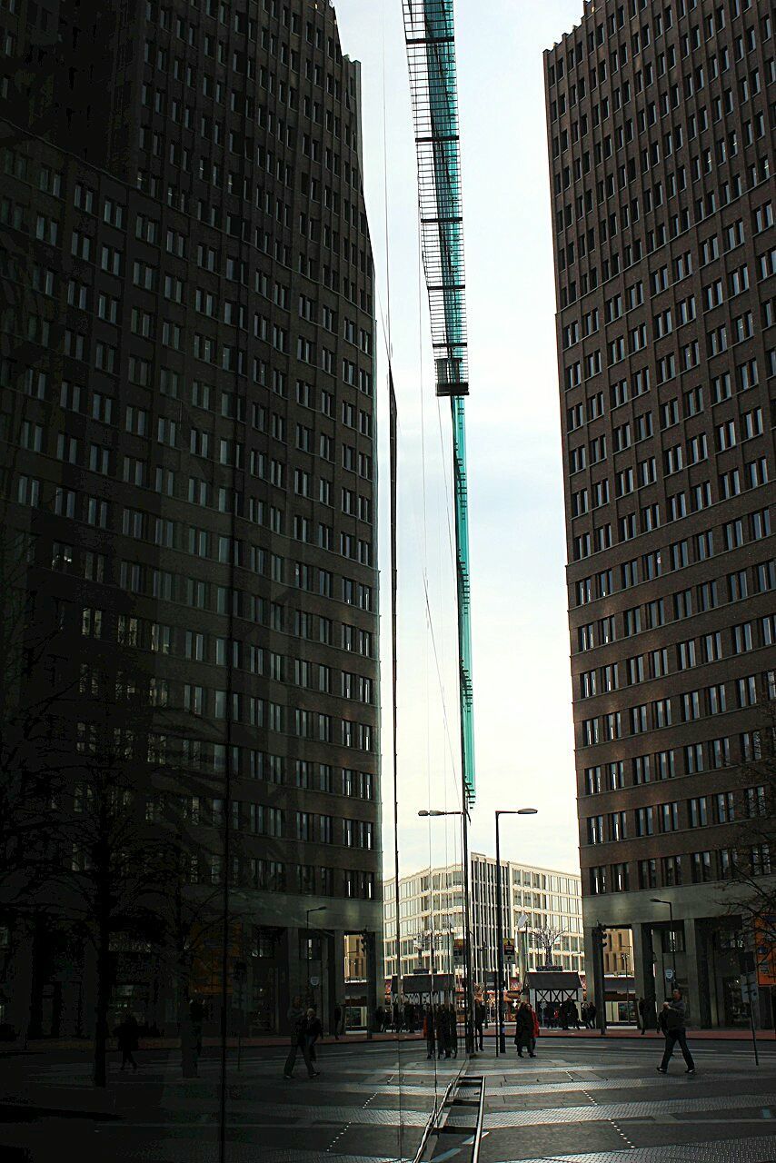 VIEW OF SKYSCRAPERS