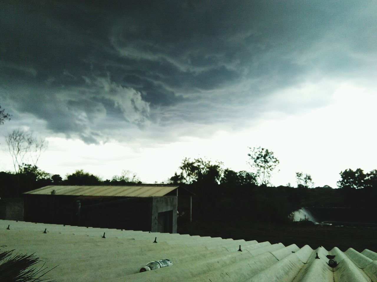 VIEW OF LANDSCAPE AGAINST CLOUDY SKY