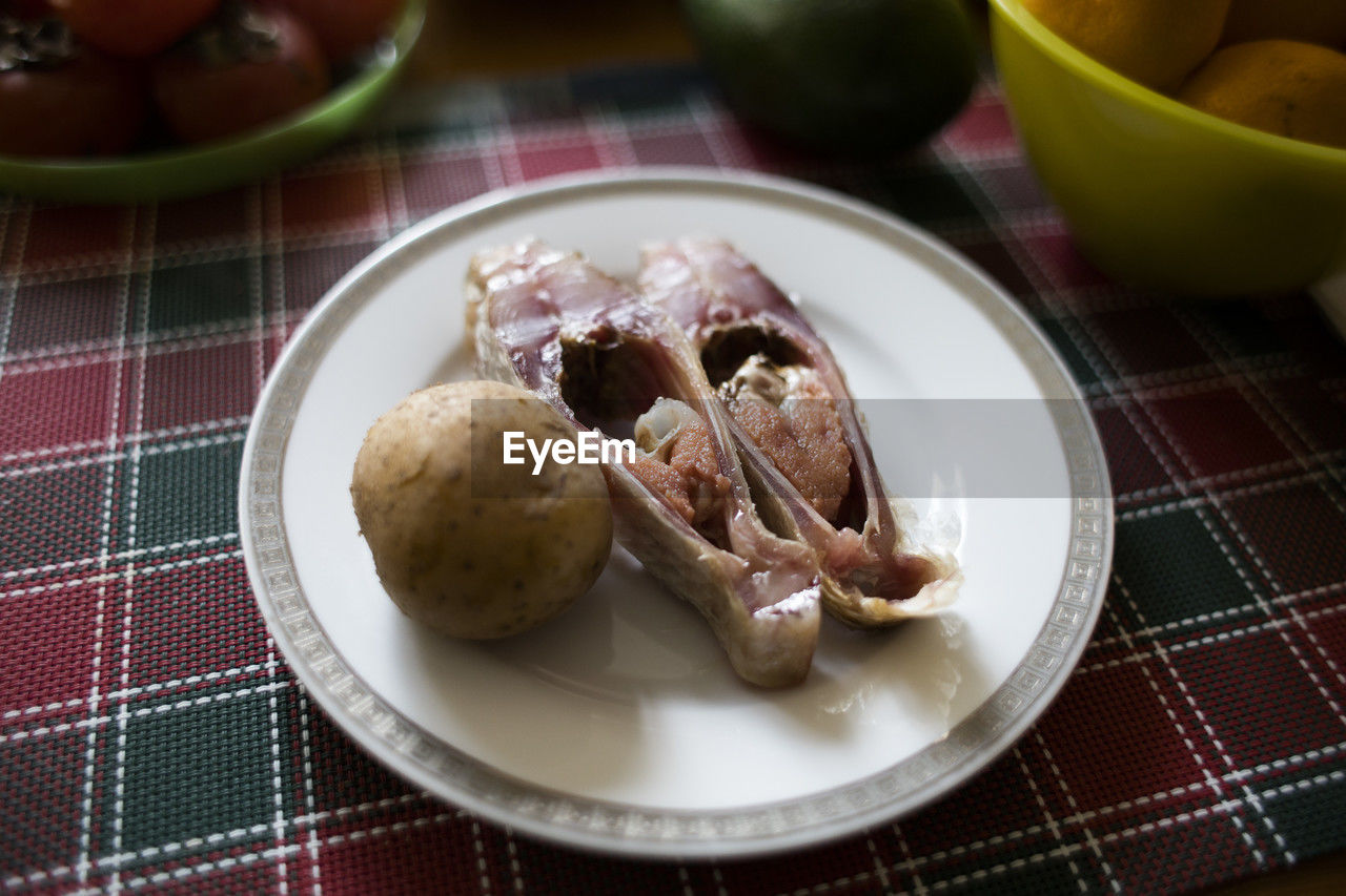 food and drink, food, healthy eating, dish, meal, fruit, freshness, plate, produce, no people, checked pattern, tablecloth, breakfast, wellbeing, indoors, cuisine, table, bowl, meat, sweet food, vegetable