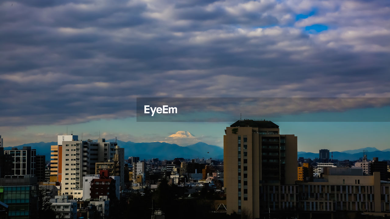 Fuji snow mountain overlooking