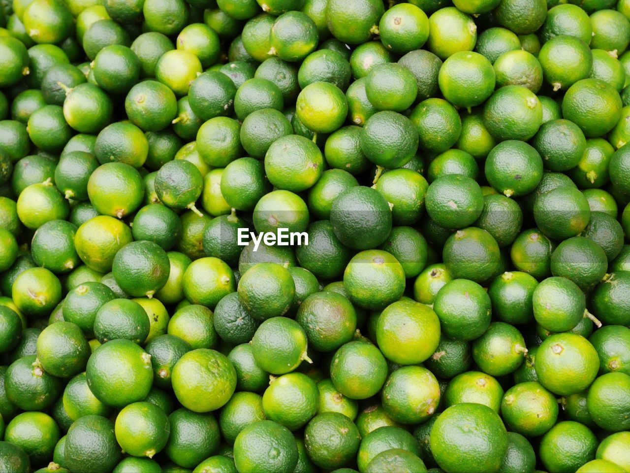 Full frame shot of limes