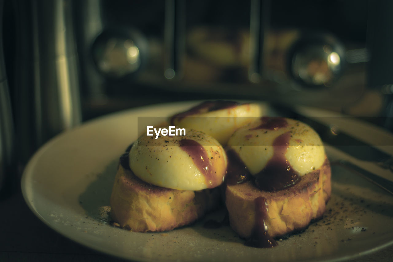 Close-up of eggs on toast