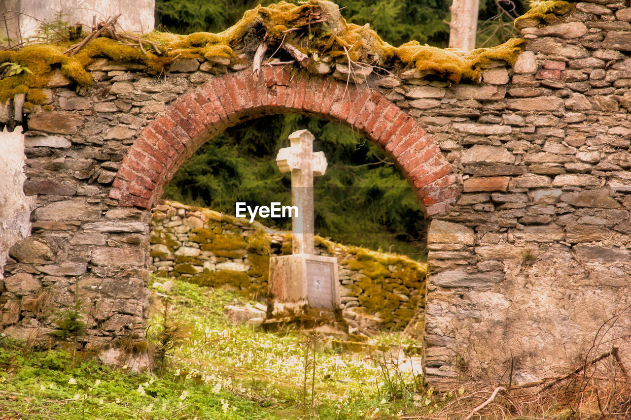 CLOSE-UP OF OLD RUIN