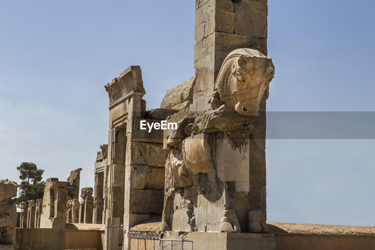 LOW ANGLE VIEW OF OLD RUIN BUILDING