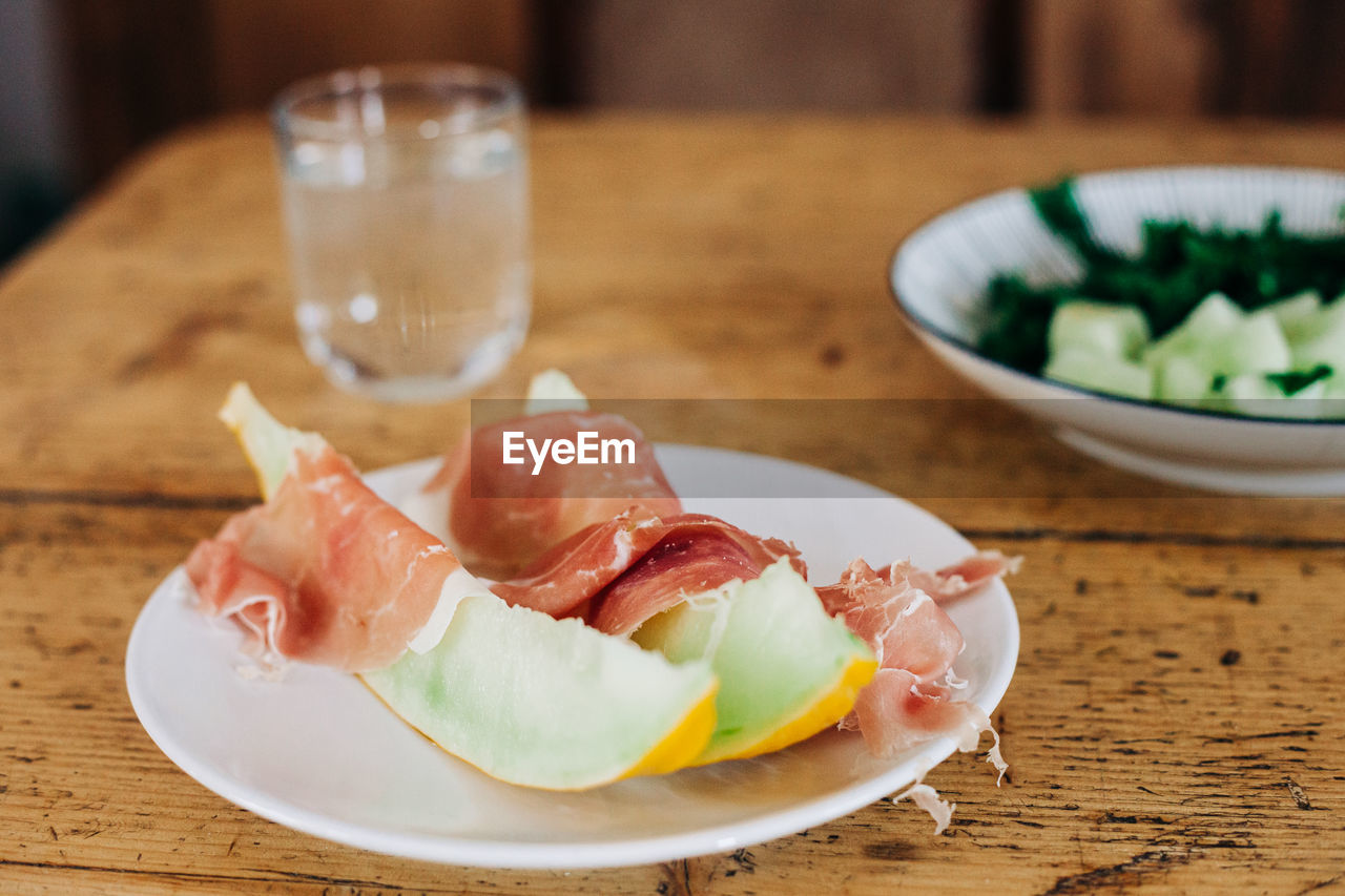 CLOSE-UP OF BREAKFAST ON TABLE