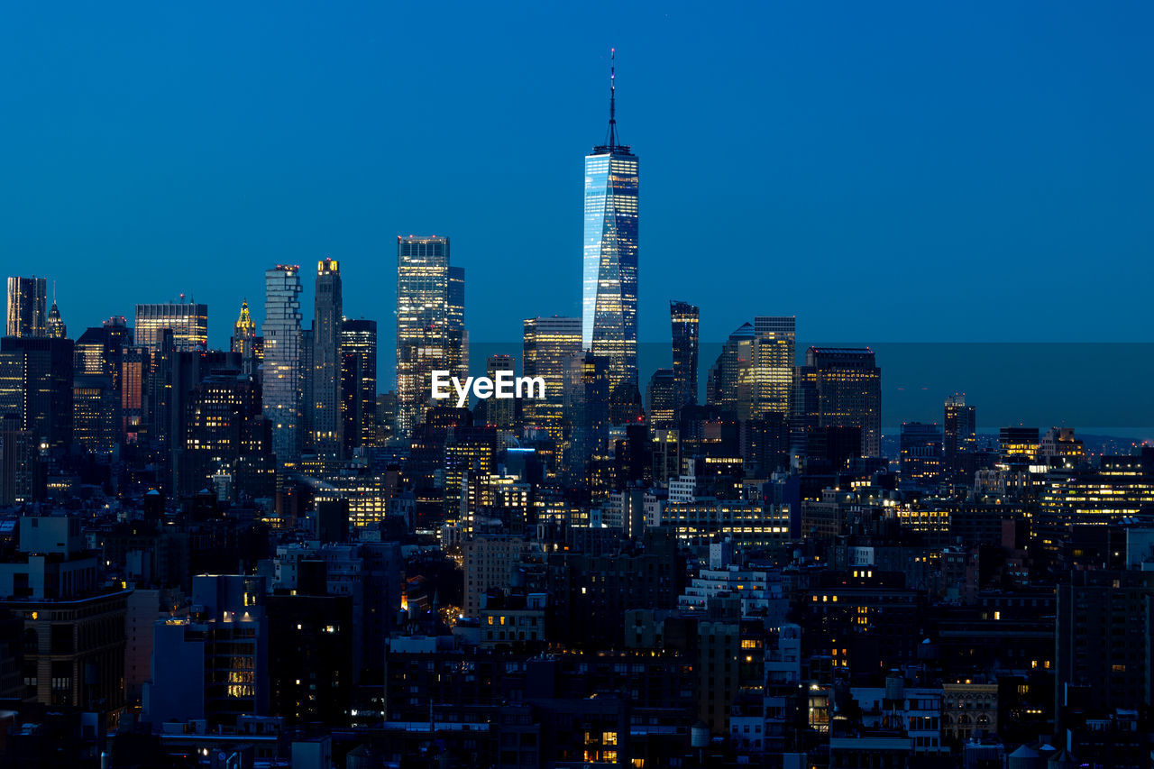 Lower manhattan skyline at night