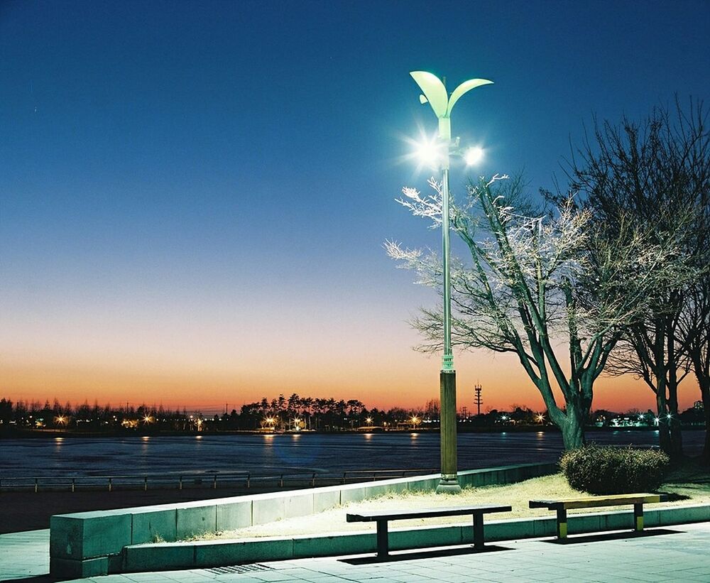 STREET LIGHT AGAINST CLEAR SKY