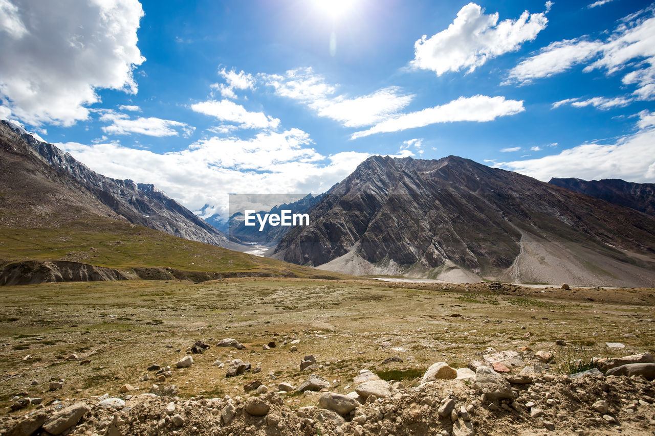 SCENIC VIEW OF MOUNTAIN AGAINST SKY