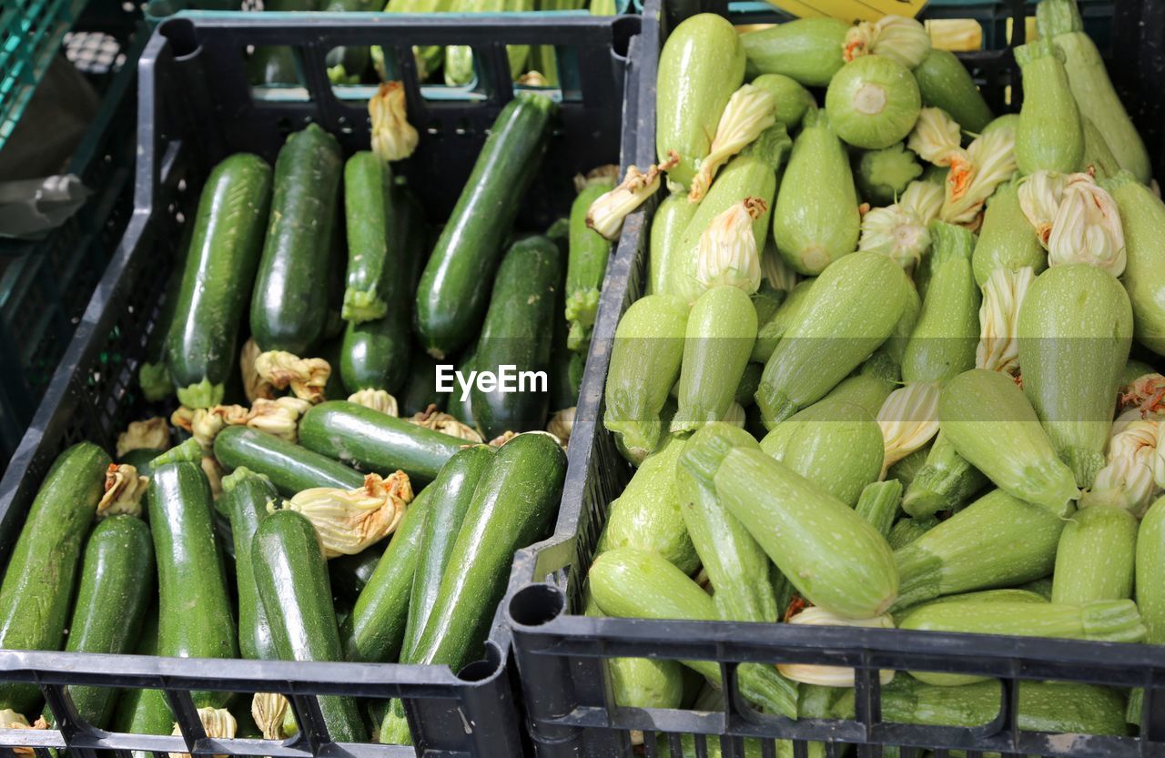 HIGH ANGLE VIEW OF VEGETABLES FOR SALE IN MARKET