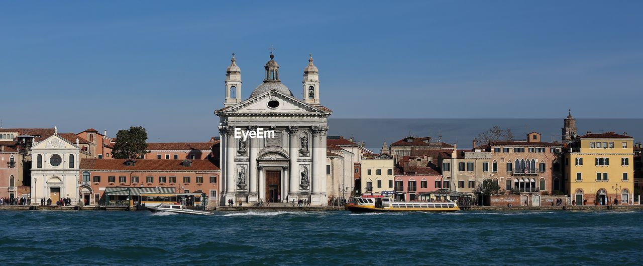 Buildings with waterfront