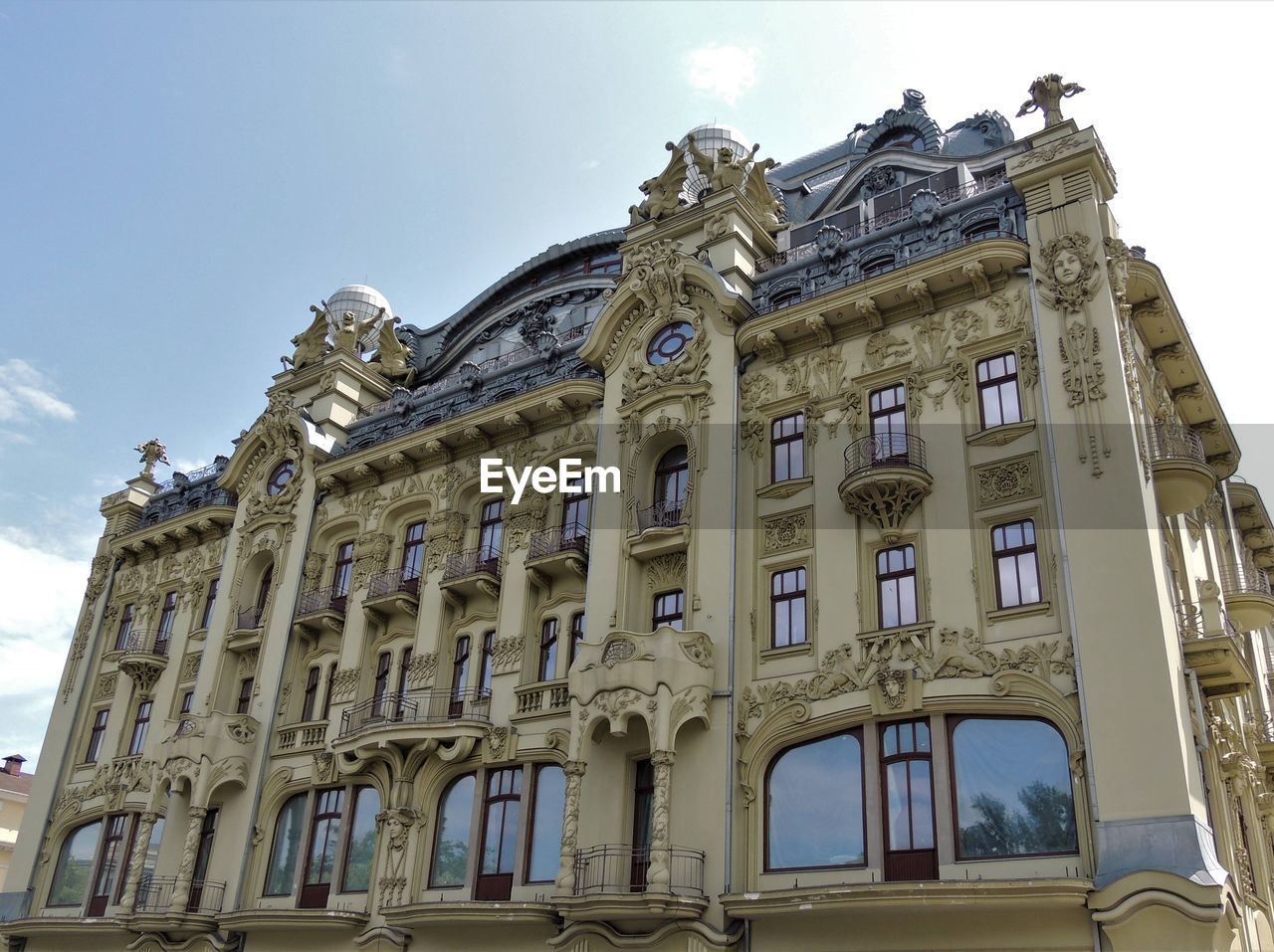 LOW ANGLE VIEW OF HISTORIC BUILDING