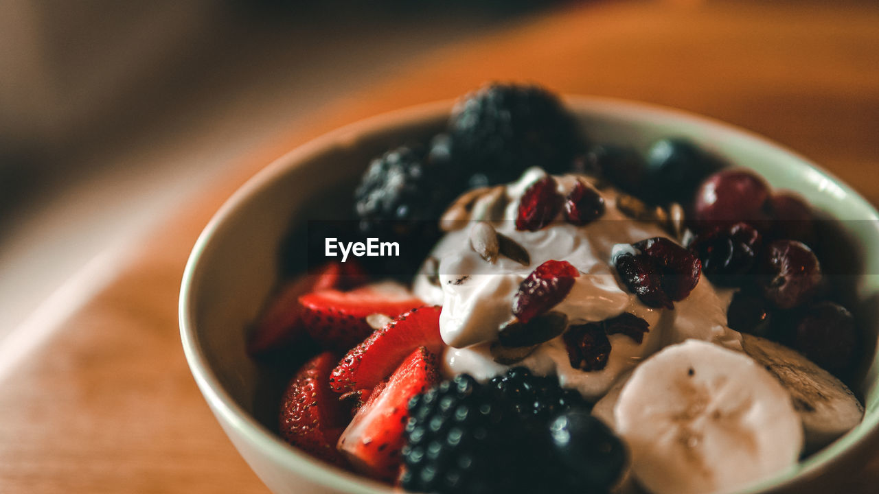 Yogurt and berries bowl