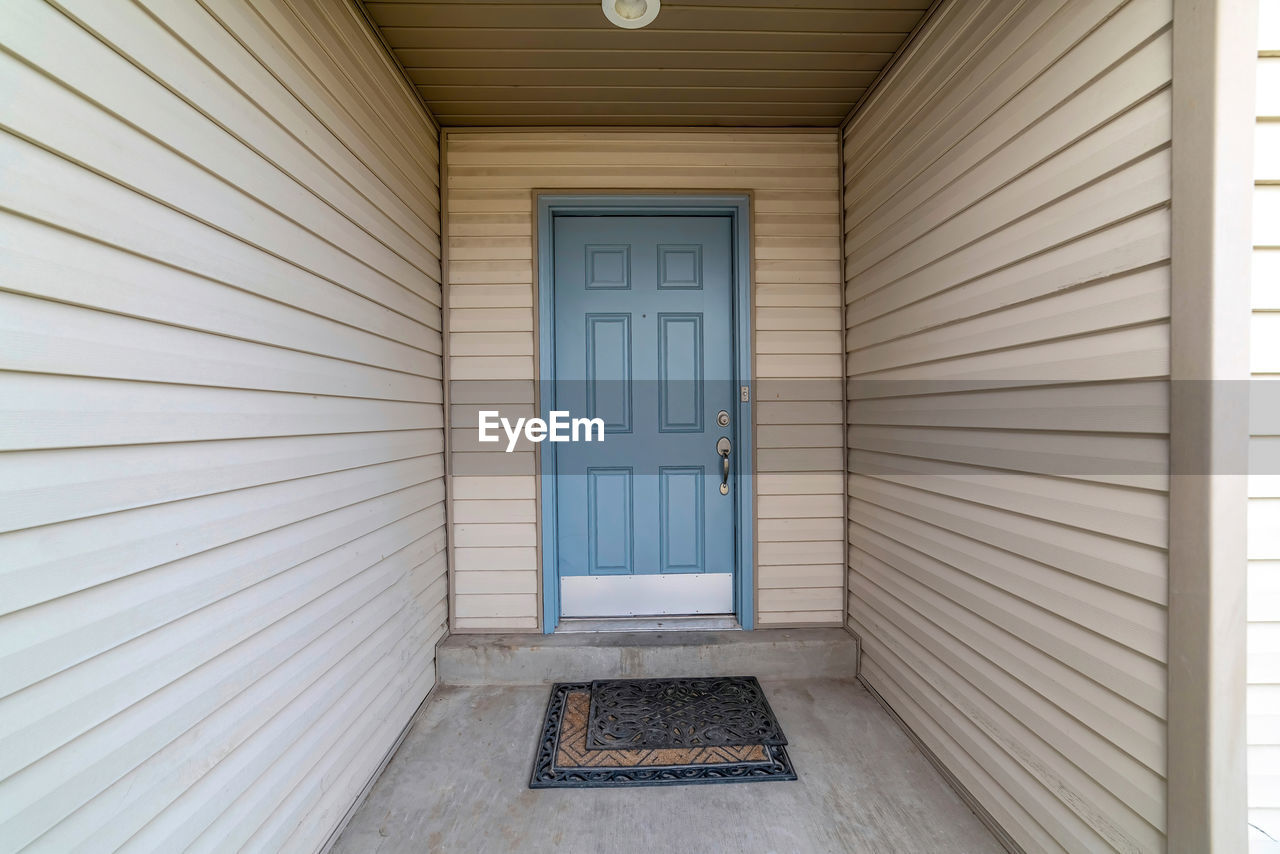 EMPTY ENTRANCE OF BUILDING