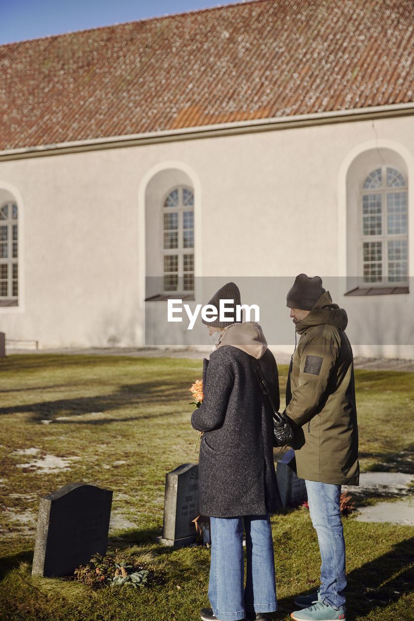 Couple at cemetery