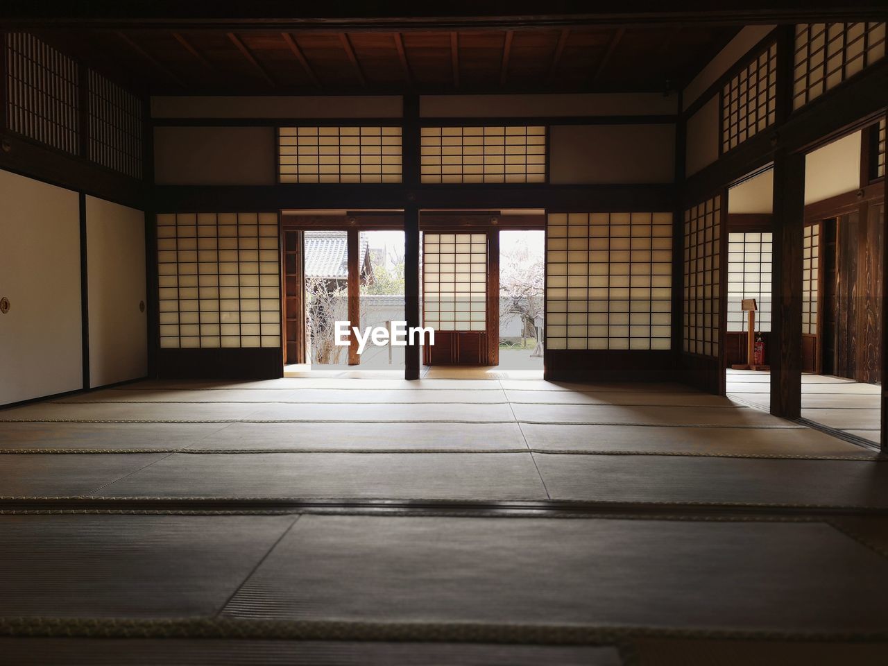 INTERIOR OF EMPTY BUILDING