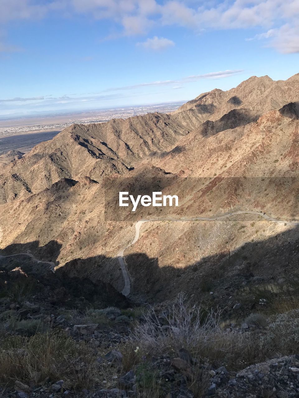 SCENIC VIEW OF ROCKY MOUNTAINS