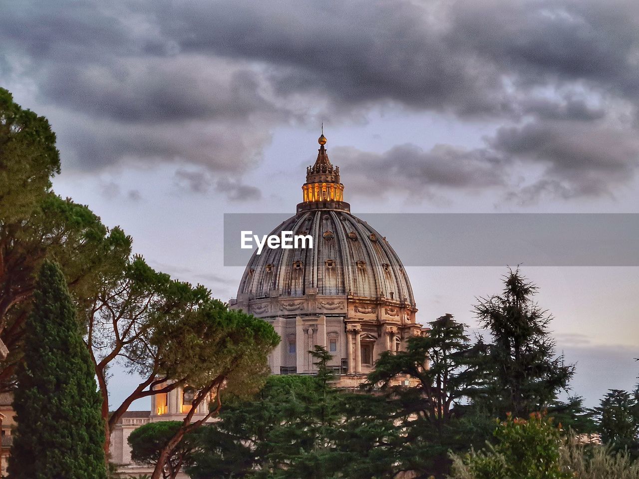 CATHEDRAL AGAINST SKY